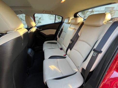 Used 2016 MAZDA MAZDA3 s Grand Touring image 24