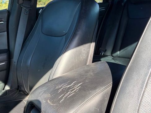 Used 2013 Chrysler 300 C image 10