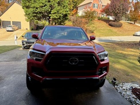Used 2022 Toyota Tacoma SR image 10