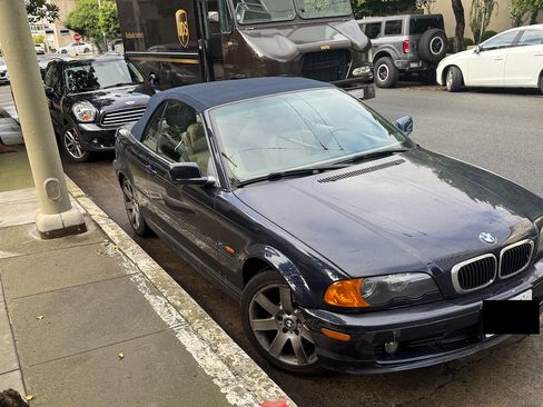 Used 2001 BMW 325Ci Convertible image 5