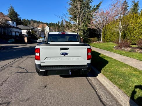 Used 2024 Ford Maverick XL image 5