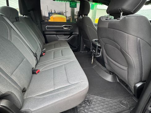 Used 2021 RAM 1500 Big Horn image 18