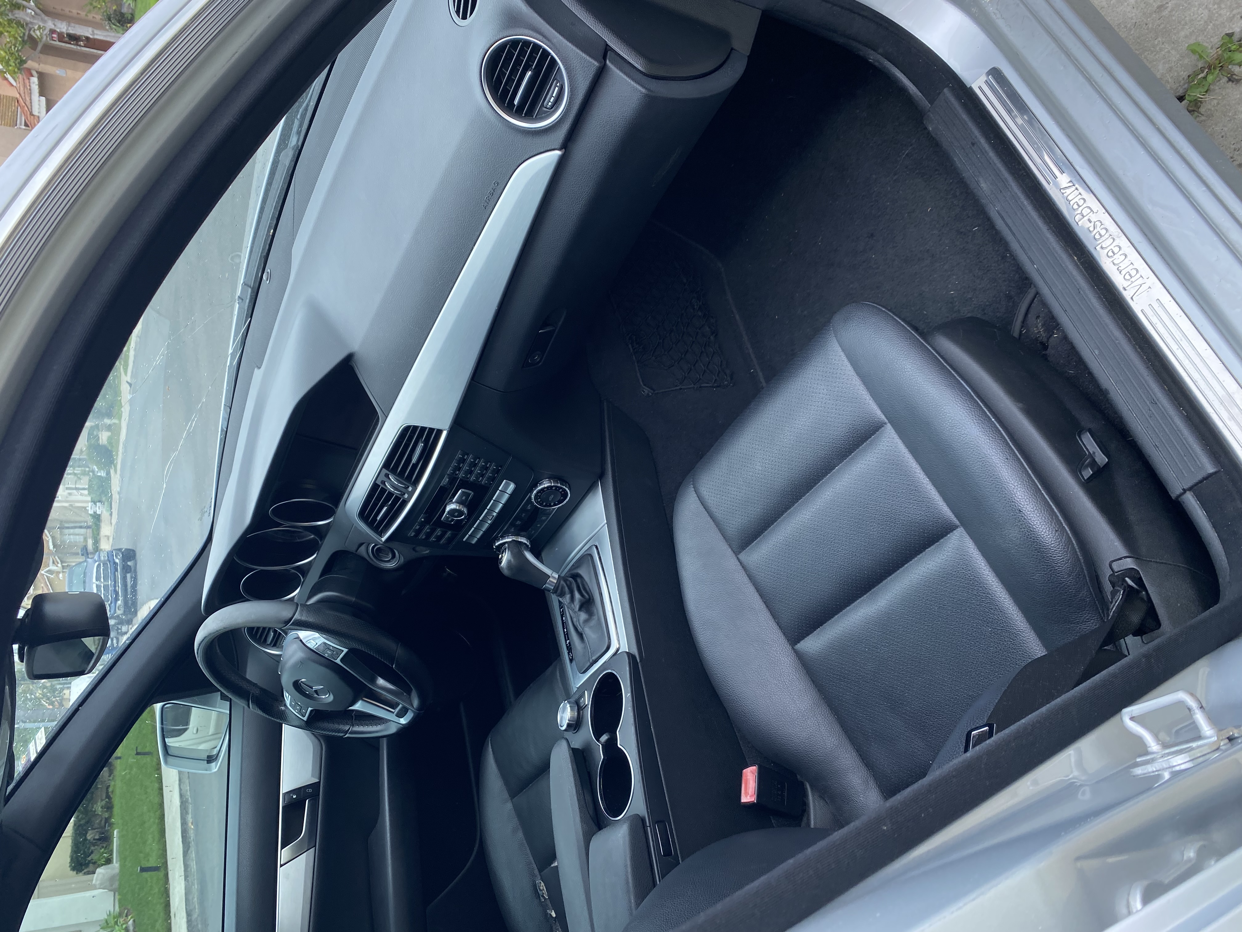 Used 2013 Mercedes-Benz C 250 Sedan image 12