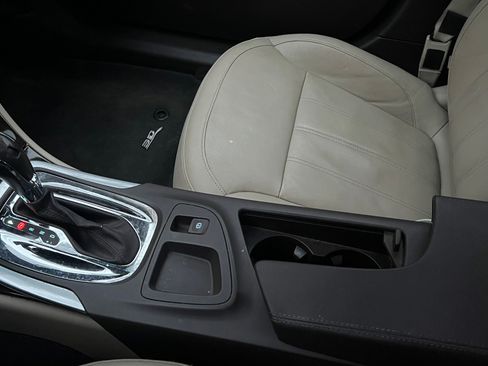 Used 2011 Buick Regal CXL Turbo w/ TO2 Preferred Equipment Group image 17