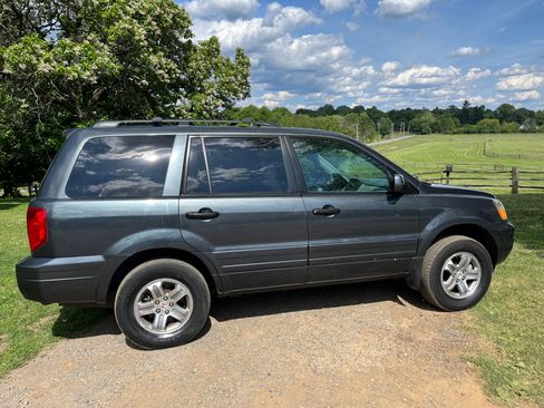 Used 2004 Honda Pilot EX image 9