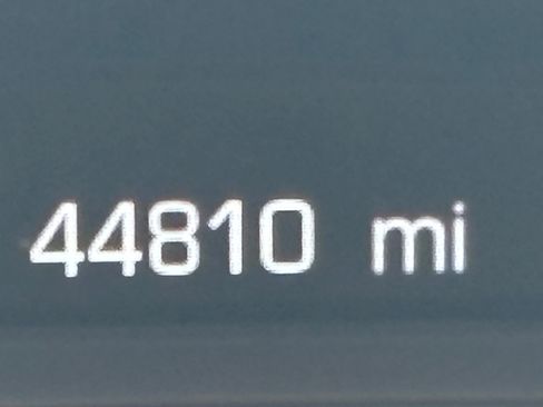 Used 2017 Chevrolet Malibu LT w/ Leather Package FWD image 17