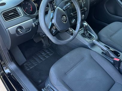 Used 2016 Volkswagen Jetta SE