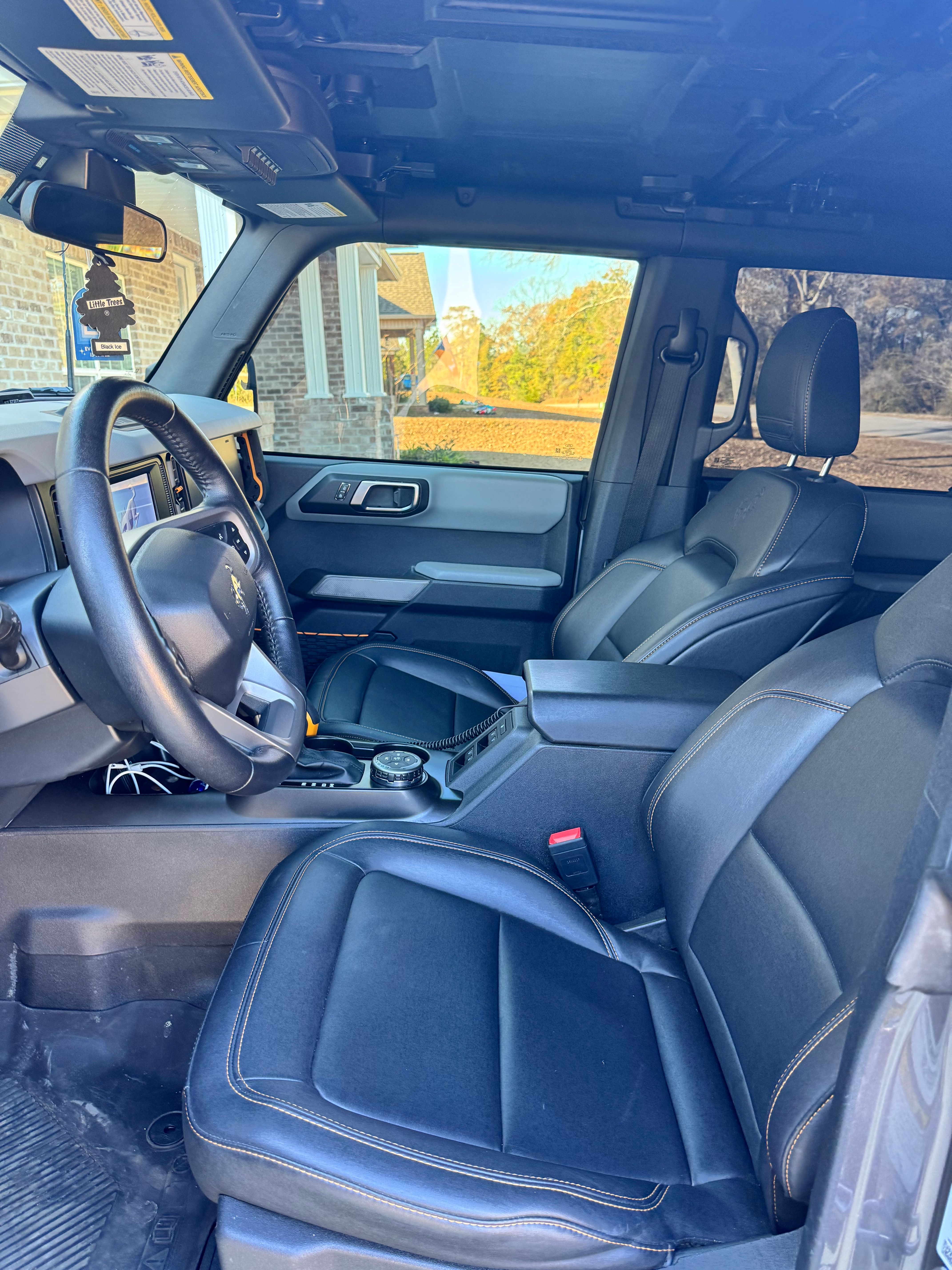 Used 2022 Ford Bronco Badlands AWD/4WD image 6