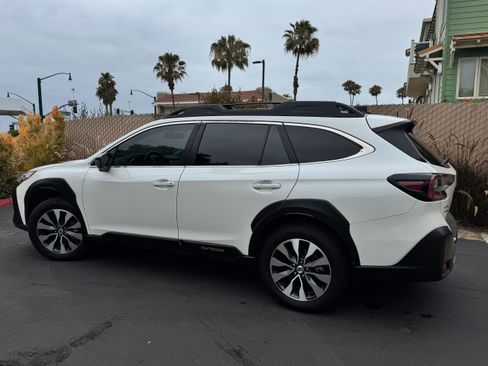 Used 2024 Subaru Outback Limited AWD/4WD image 1