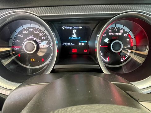 Used 2014 Ford Mustang Shelby GT500 w/ Equipment Group 821A RWD image 12