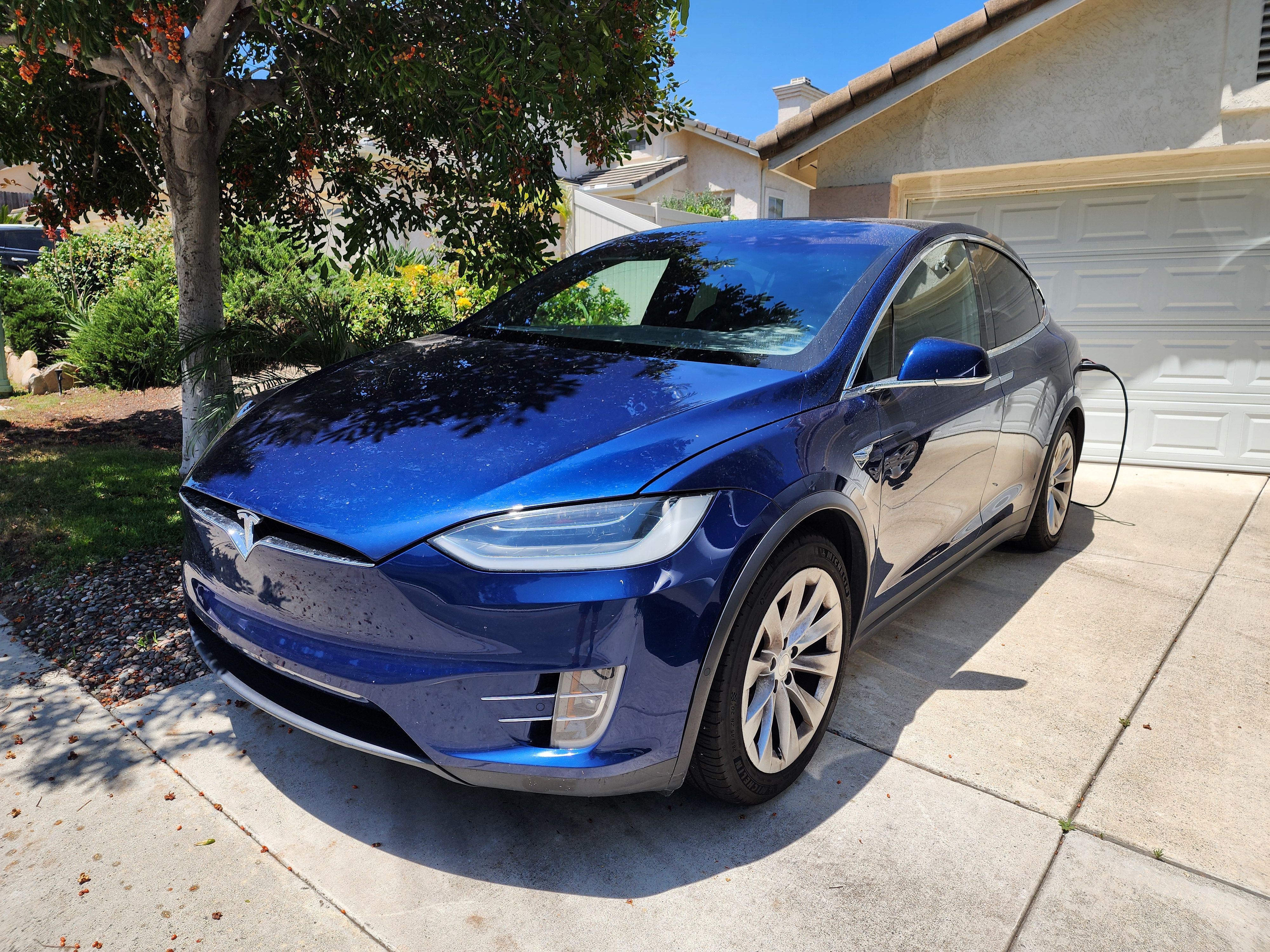 Used 2019 Tesla Model X 100D AWD/4WD image 17
