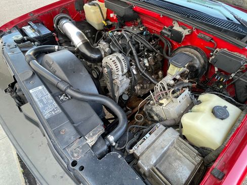 Used 1994 Chevrolet Blazer 4WD image 11