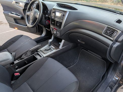 Used 2012 Subaru Forester 2.5X Premium AWD/4WD image 20