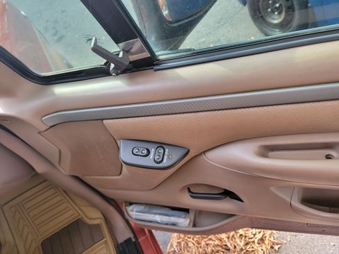 Used 1995 Ford F150 2WD Regular Cab image 29