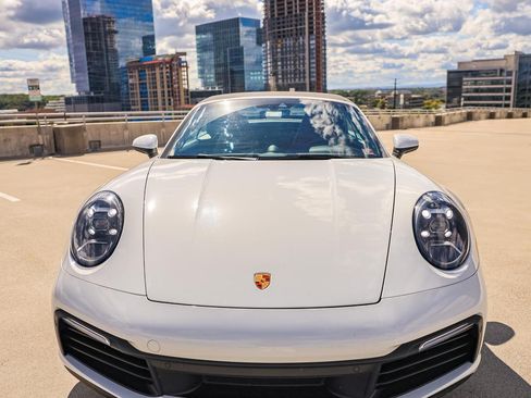 Used 2020 Porsche 911 Carrera 4S AWD/4WD image 13
