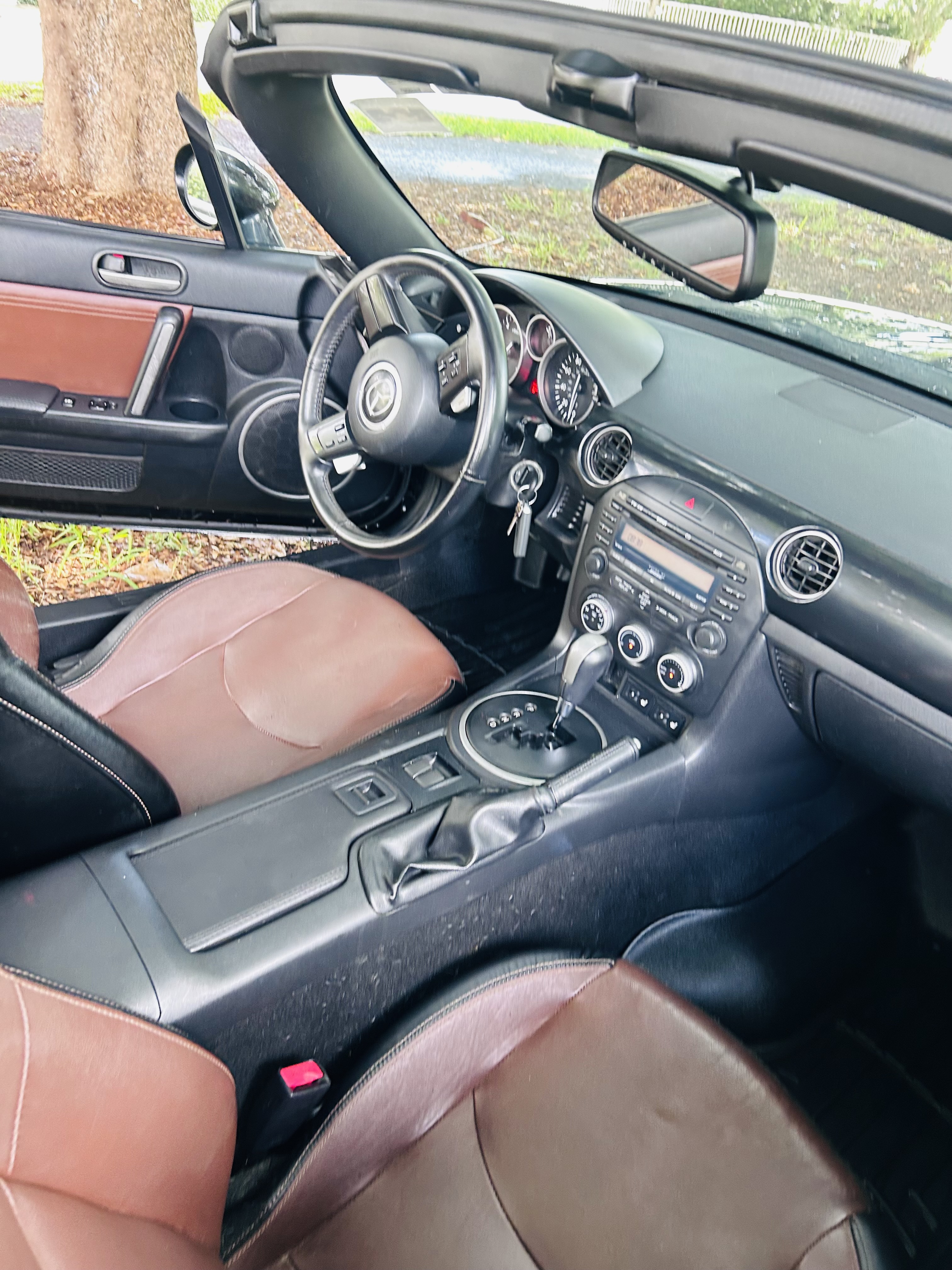 Used 2015 MAZDA MX-5 Miata Grand Touring w/ Premium Package RWD image 5