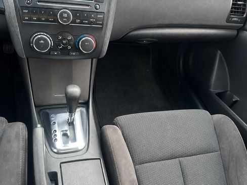 Used 2012 Nissan Altima 2.5 S w/ Convenience Pkg FWD image 19