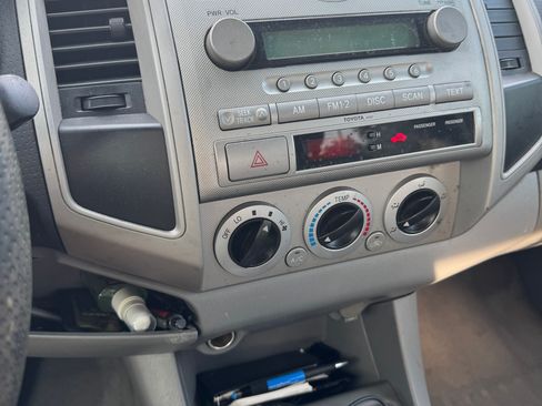 Used 2008 Toyota Tacoma PreRunner w/ TRD Sport Pkg #2 RWD image 15