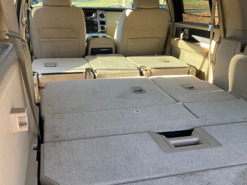 Used 2017 Ford Expedition EL XLT image 14