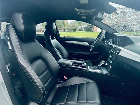 Used 2012 Mercedes-Benz C 250 C 250 Coupe 2D image 12
