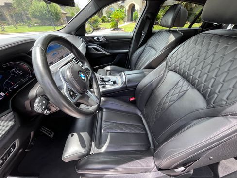 Used 2023 BMW X6 xDrive40i w/ M Sport Package AWD/4WD image 11