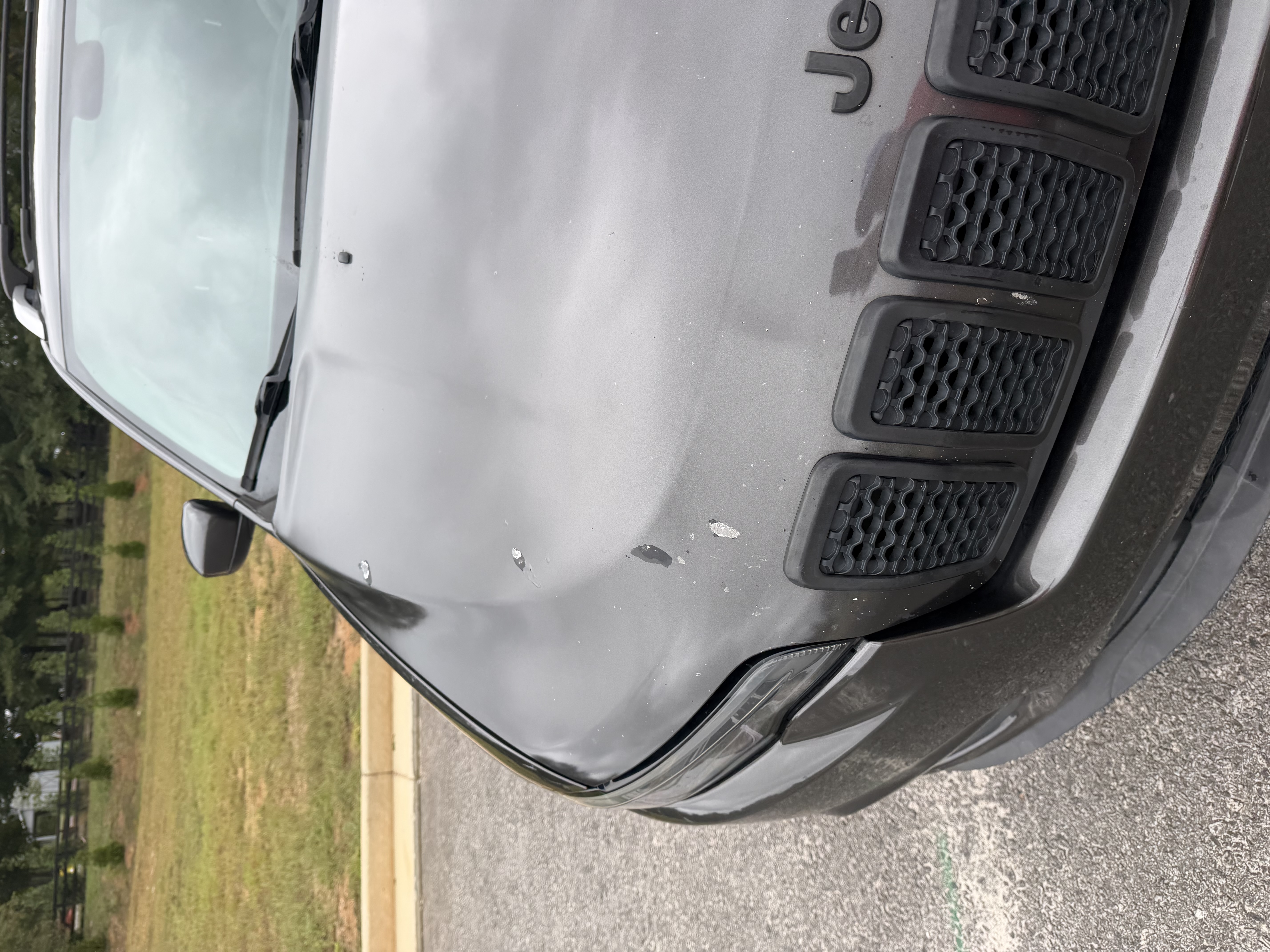 Used 2019 Jeep Cherokee Latitude Plus FWD image 14