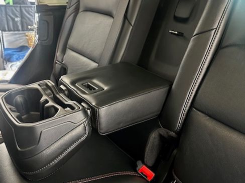 Used 2022 Jeep Wrangler Unlimited Rubicon image 13