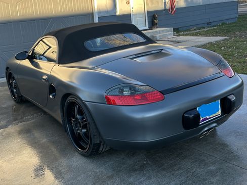 Used 2001 Porsche Boxster S image 10
