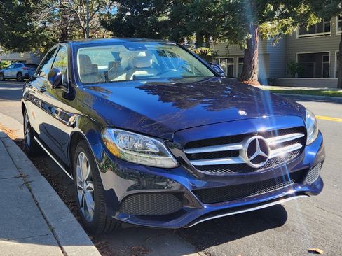 Used 2016 Mercedes-Benz C 300 4MATIC Sedan image 1