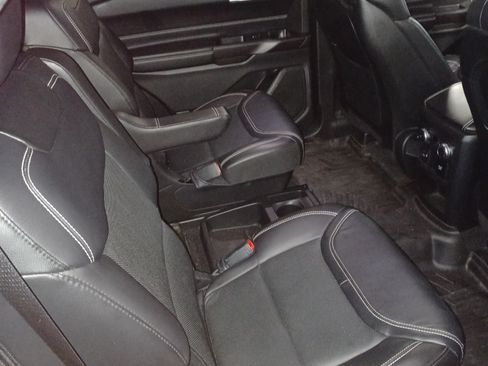 Used 2020 Ford Explorer ST w/ ST High-Performance Pack image 15