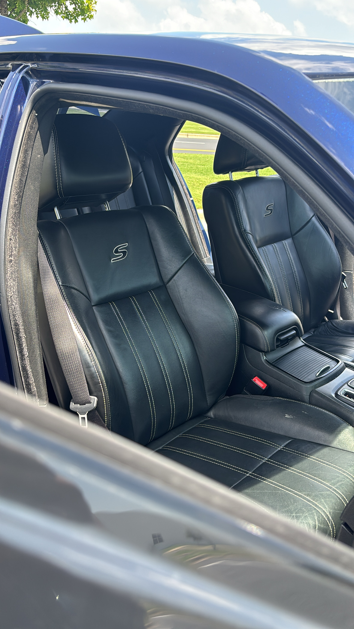 Used 2016 Chrysler 300 S RWD image 14