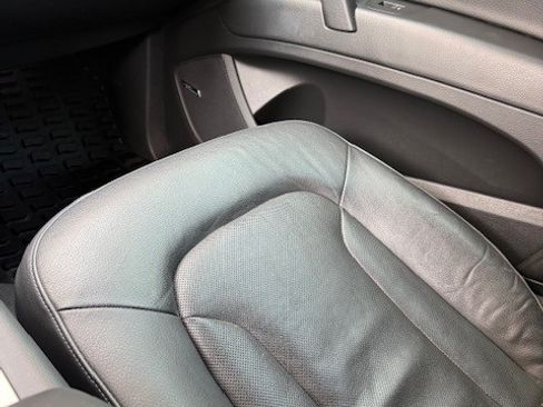 Used 2012 Audi Q7 3.0T S line Prestige image 9