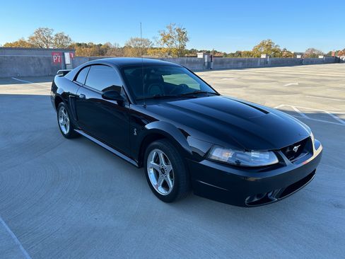 Used 2001 Ford Mustang Cobra image 2
