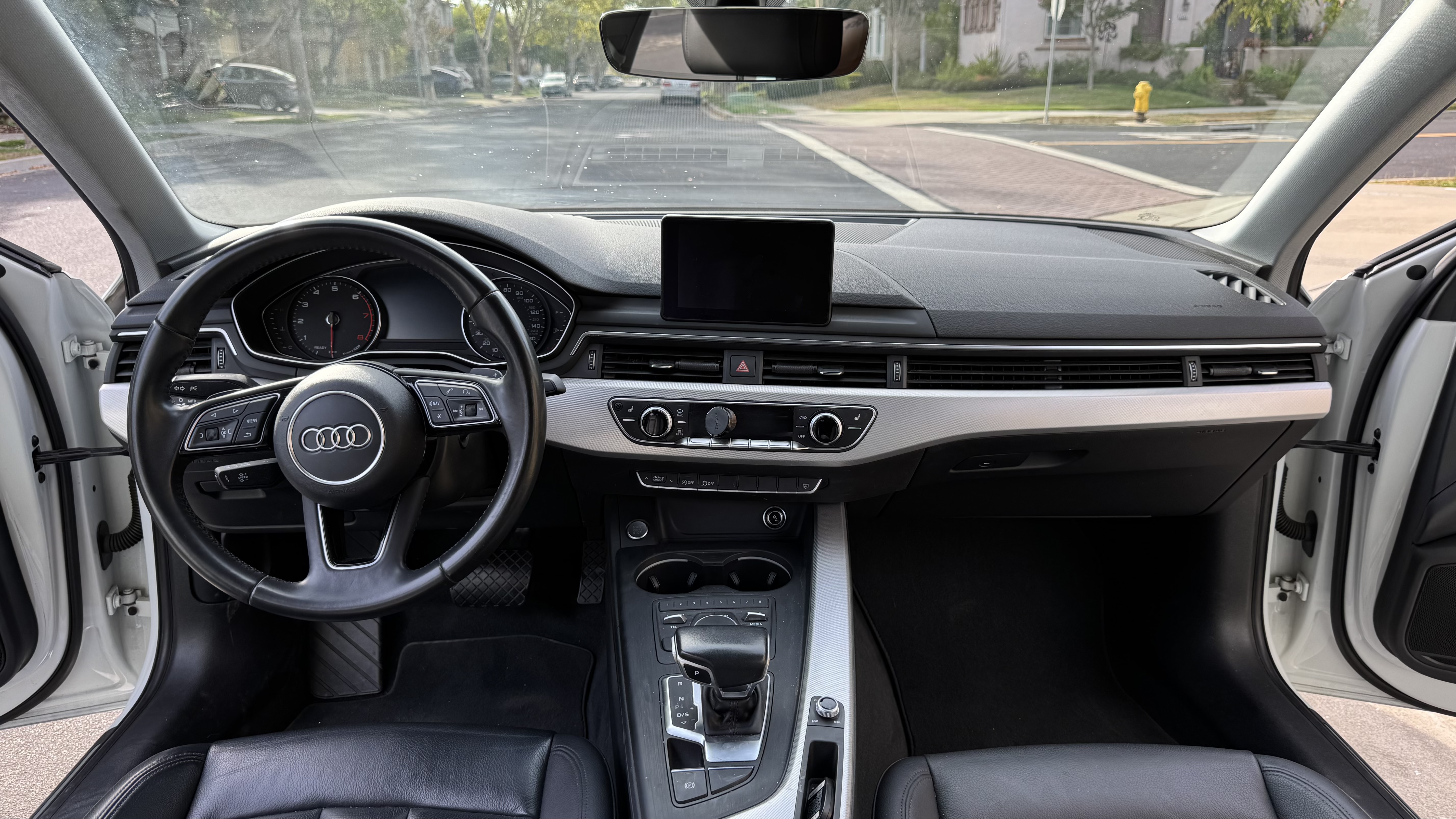 Used 2018 Audi A4 2.0T Ultra Premium w/ Convenience Package FWD image 9