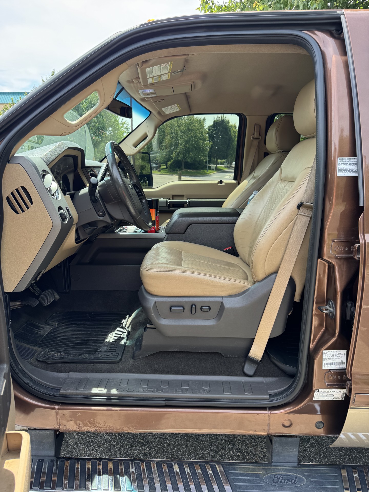 Used 2012 Ford F350 Lariat w/ Chrome Pkg AWD/4WD image 18