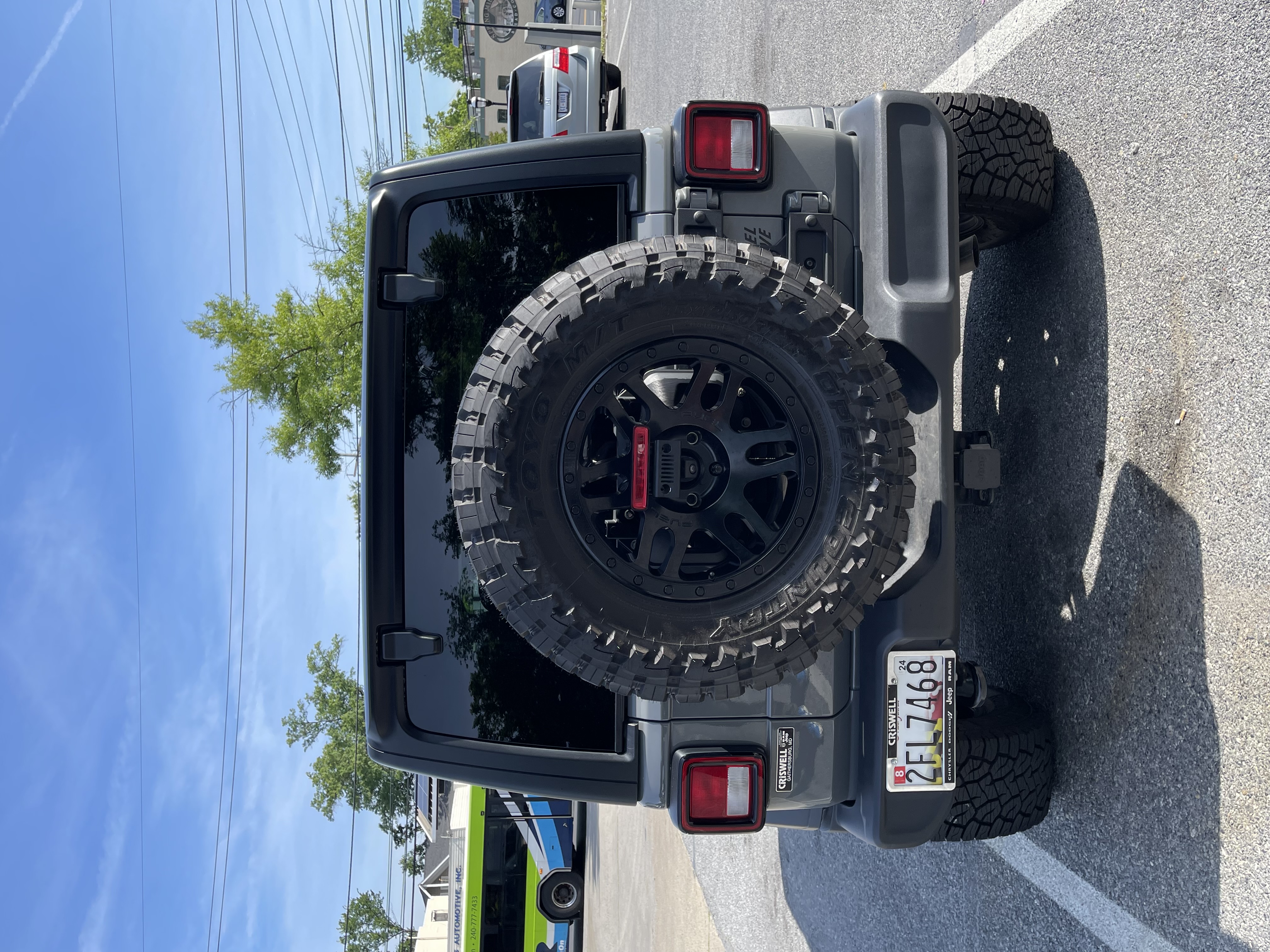 Used 2022 Jeep Wrangler Sport AWD/4WD image 5