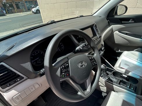 Used 2018 Hyundai Tucson SEL image 9