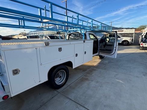 Used 2019 Ford F350 XL w/ XL Value Package image 12