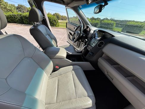 Used 2009 Honda Pilot EX-L image 12
