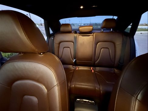 Used 2016 Audi A4 2.0T Premium Plus w/ Technology Package FWD image 5