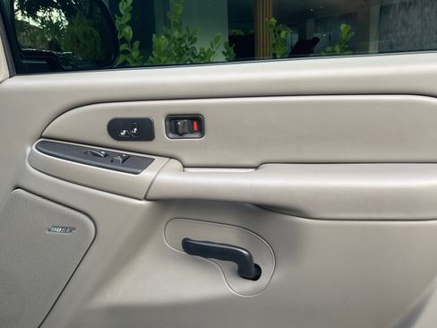 Used 2004 GMC Yukon SLT w/ 1SD Preferred Equipment Group image 10