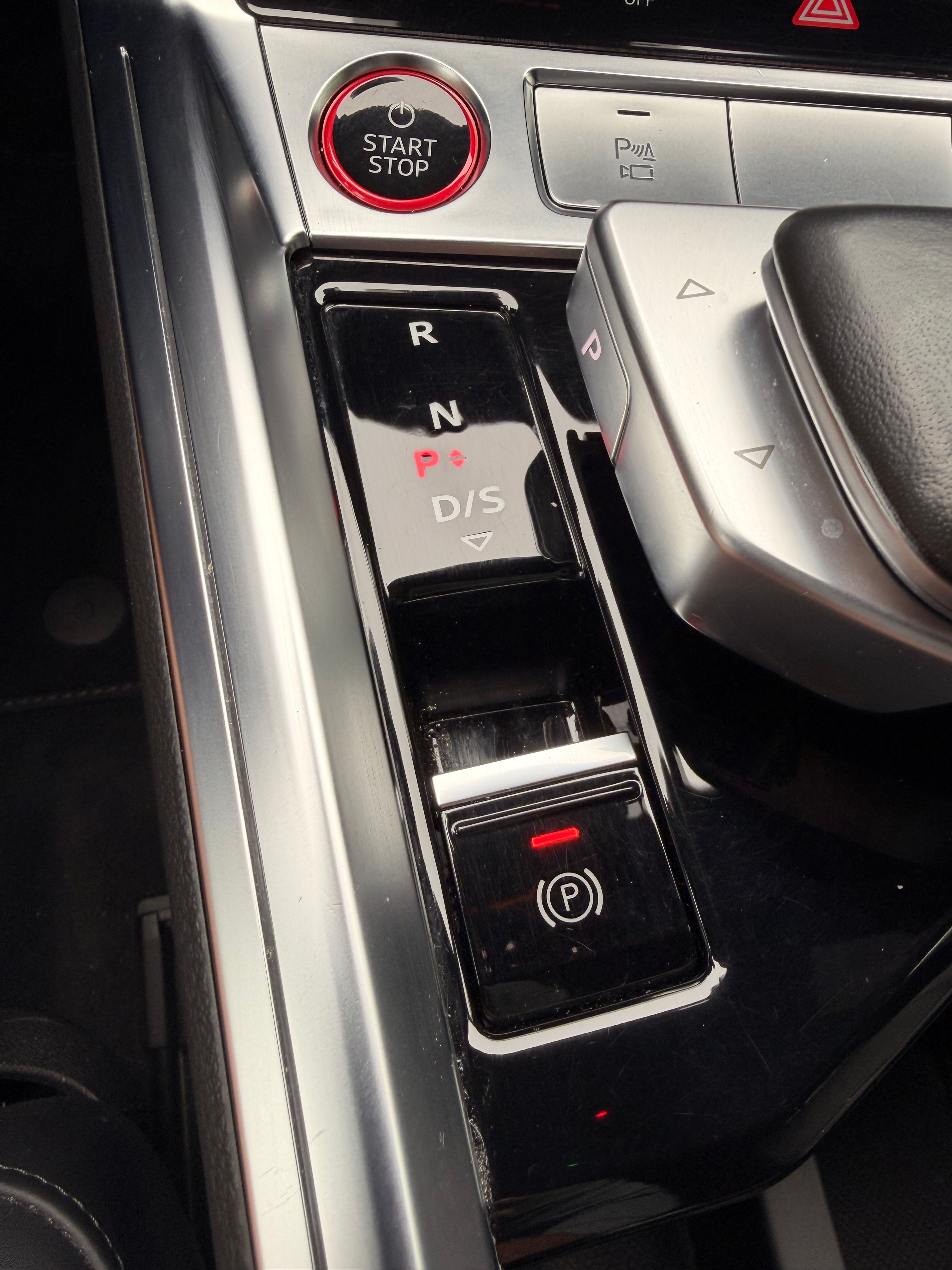 Used 2022 Audi e-tron S Prestige w/ Prestige Package AWD/4WD image 23