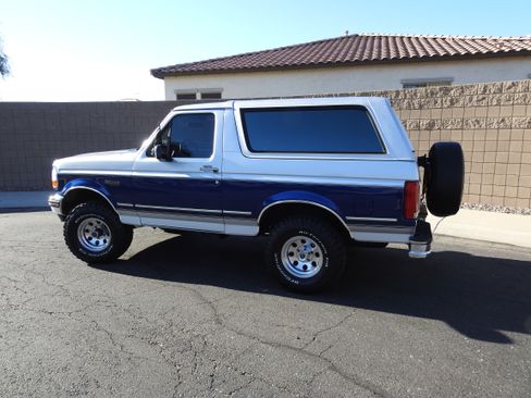 Used 1996 Ford Bronco AWD/4WD image 1