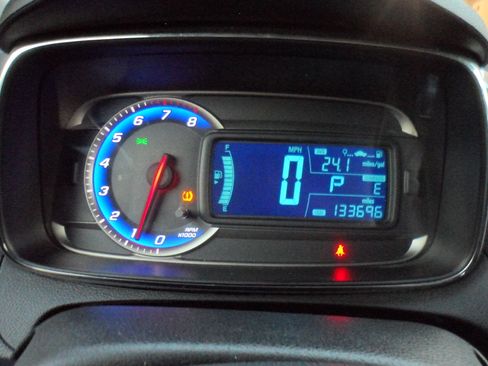 Used 2015 Chevrolet Trax LTZ w/ LPO, Cargo Package image 19