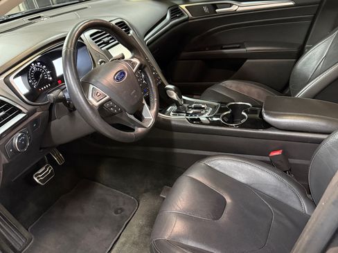 Used 2016 Ford Fusion Titanium image 15