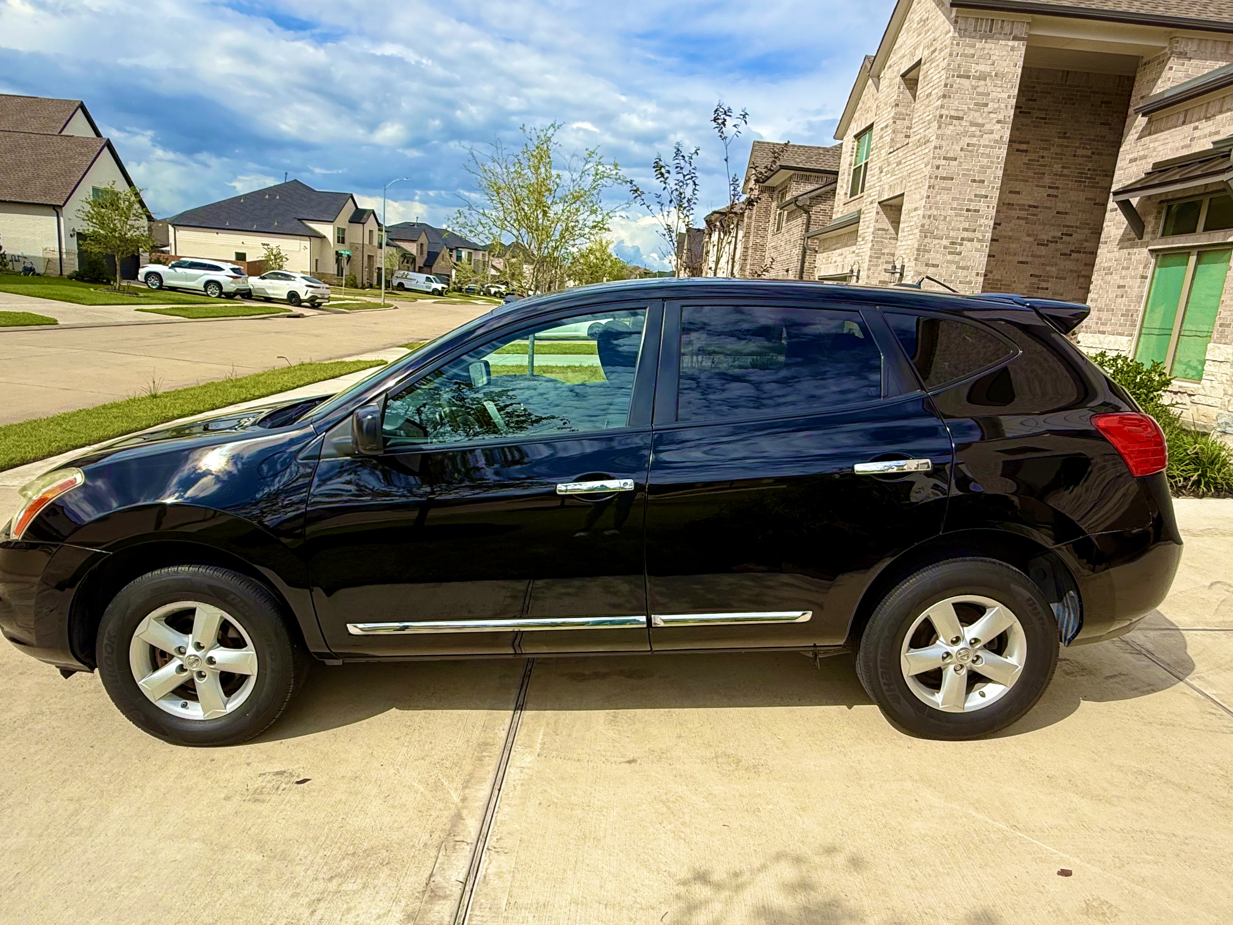 Used 2012 Nissan Rogue S w/ Special Edition Pkg AWD/4WD image 8