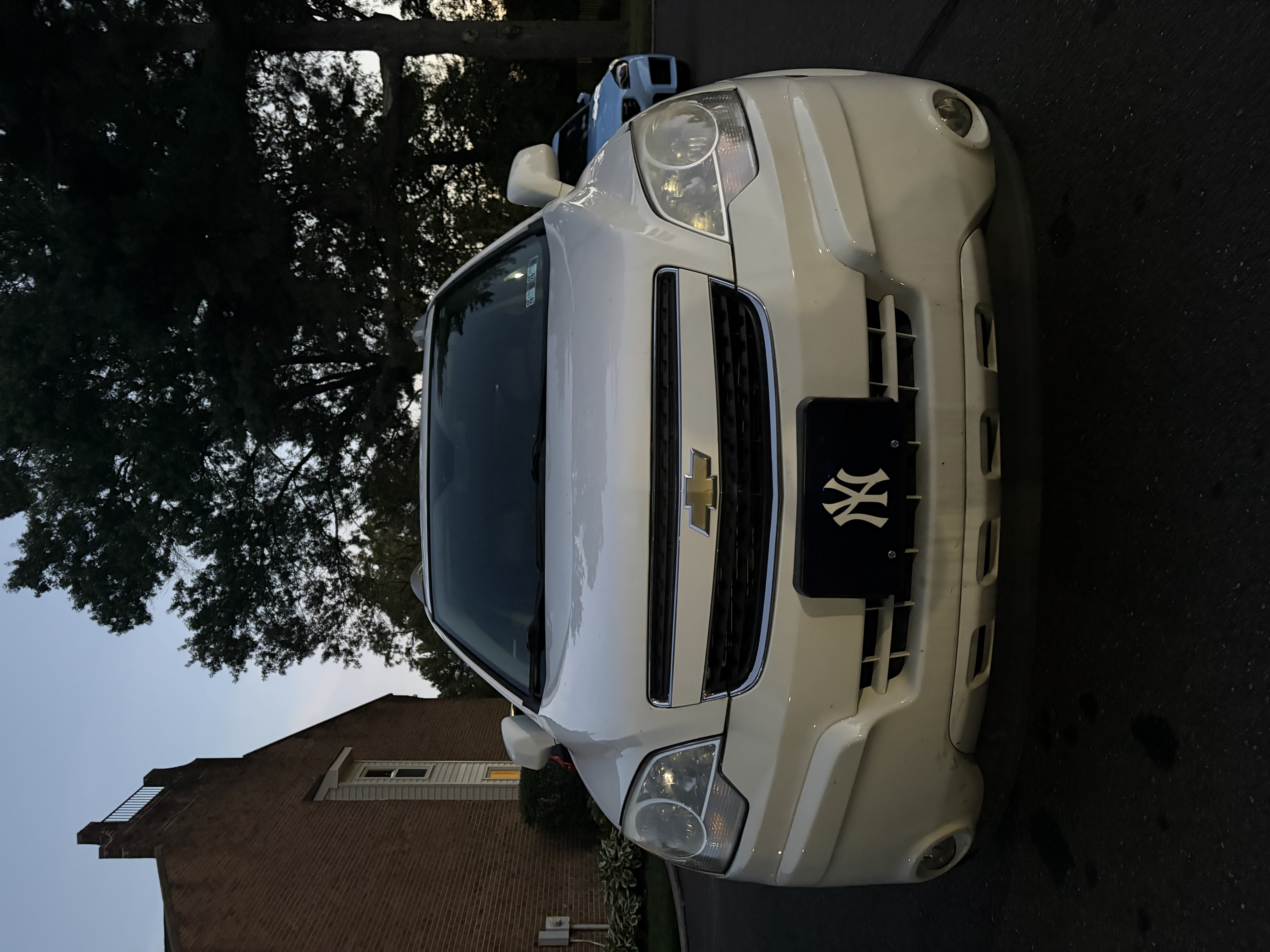 Used 2014 Chevrolet Captiva Sport LTZ FWD image 8