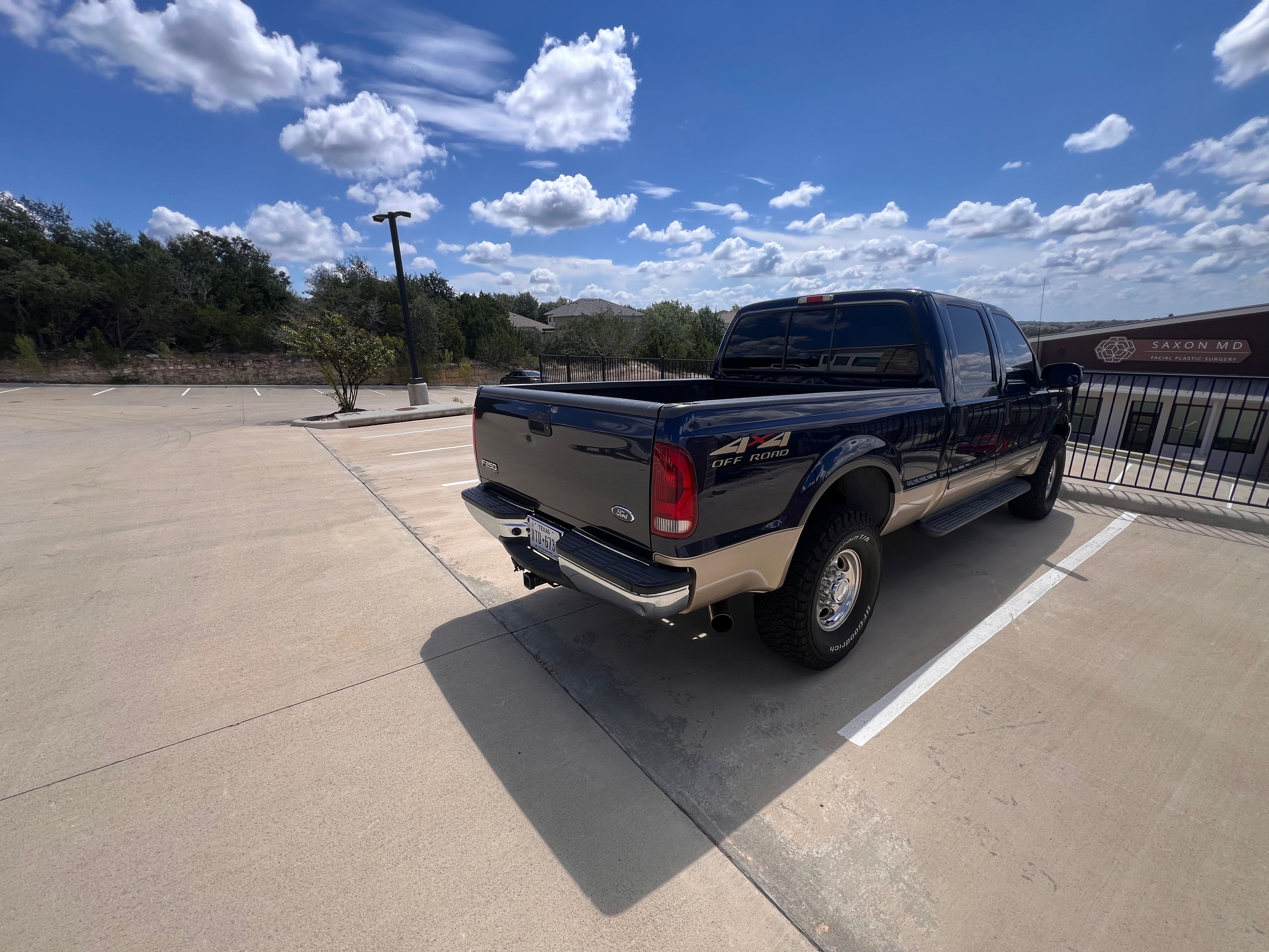 Used 2001 Ford F250 4x4 Crew Cab Super Duty image 4
