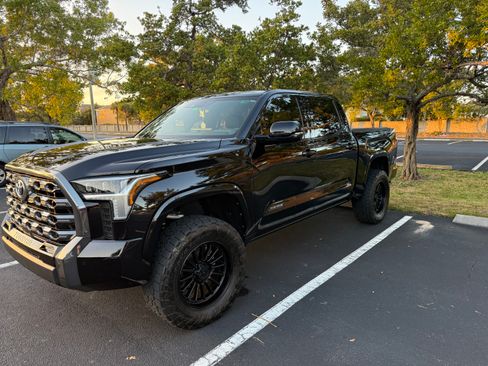 Used 2023 Toyota Tundra Platinum image 2