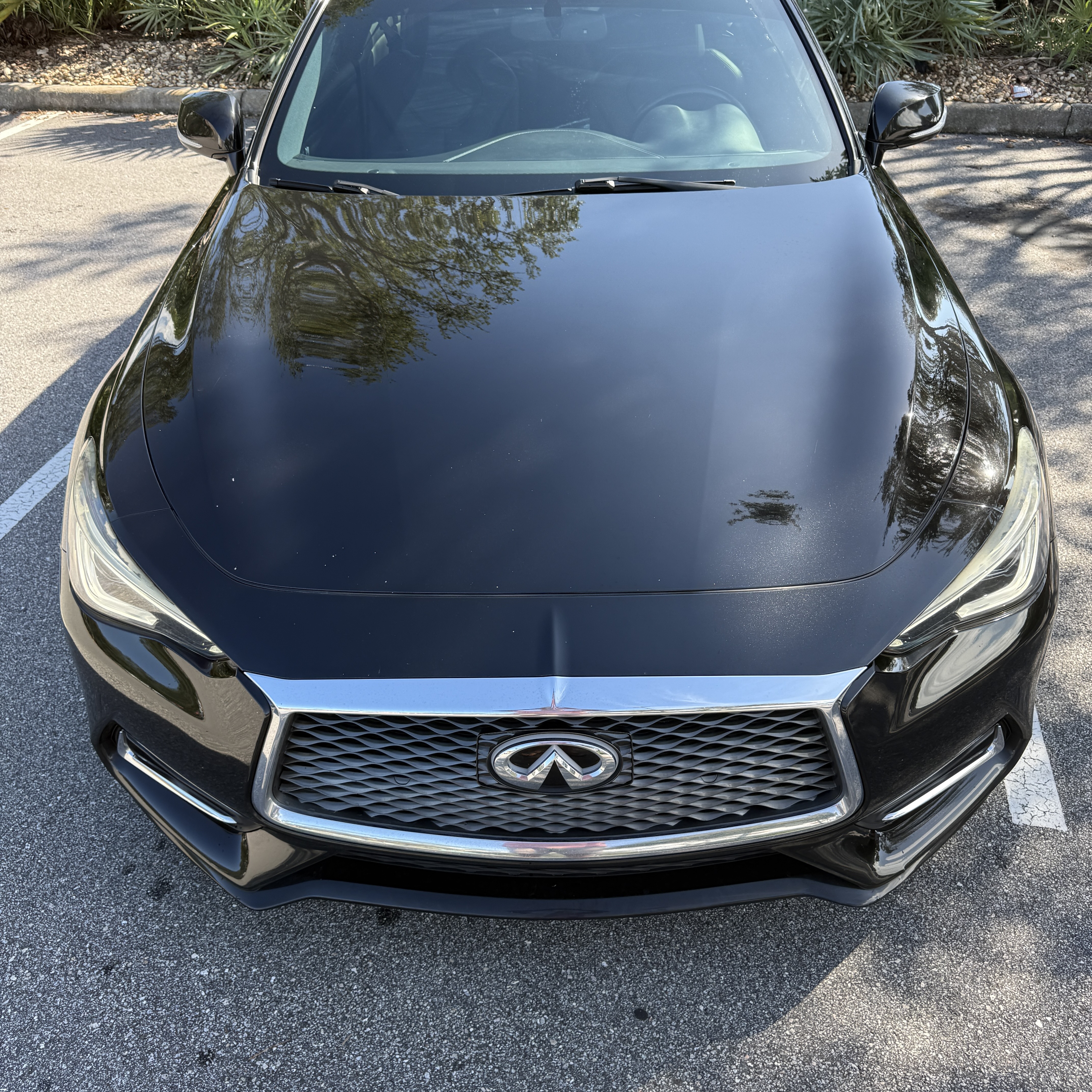 Used 2017 INFINITI Q60 3.0t w/ Premium Plus Package 3.0T RWD image 5